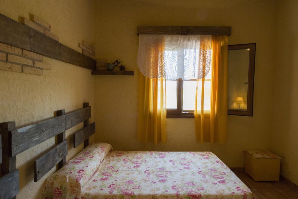 Maison d'hôtes Casa La Tora à Deltebre Extérieur photo